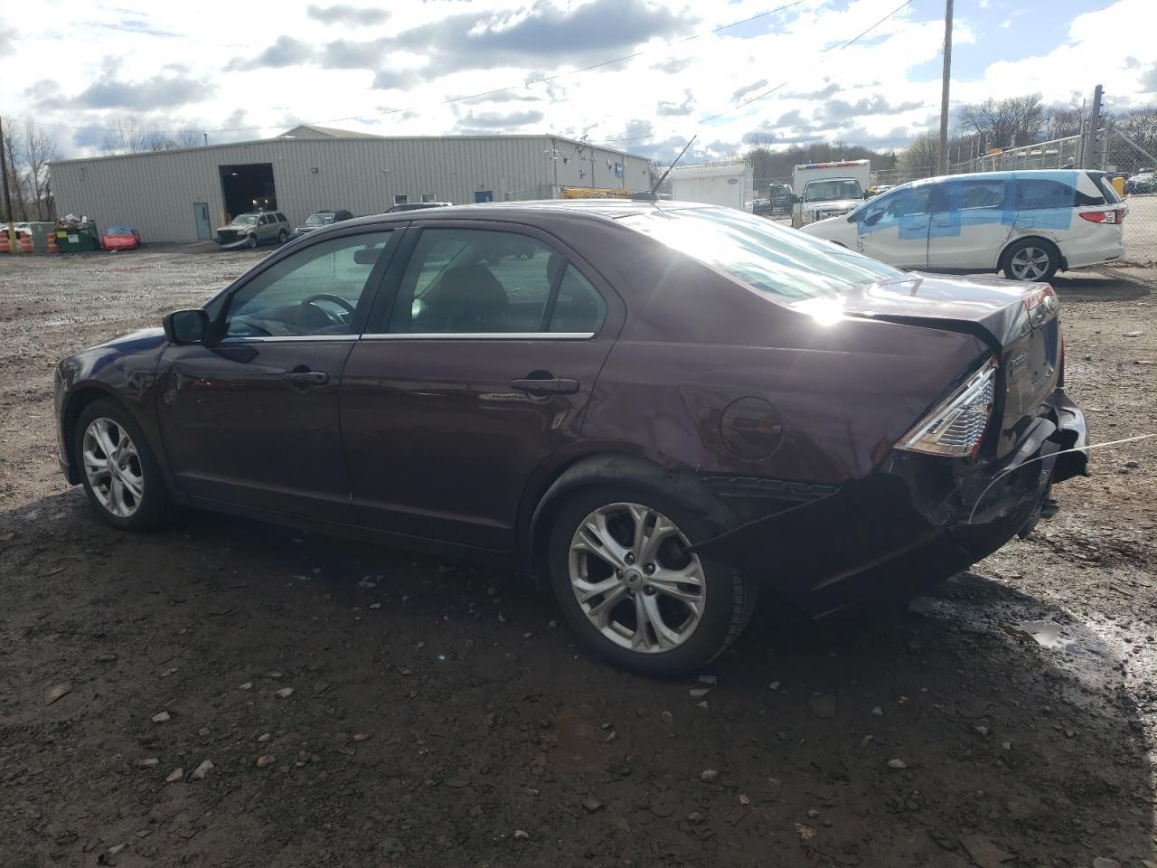 2012 FORD FUSION SE - Image 2