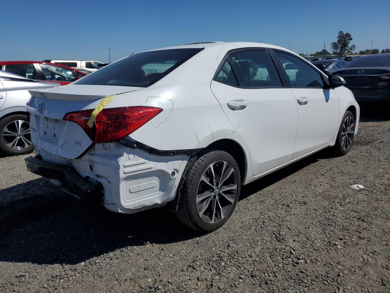 2018 TOYOTA COROLLA L - Image 3