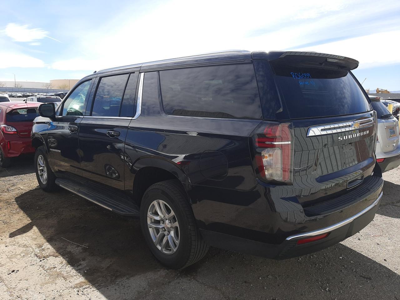 2023 CHEVROLET SUBURBAN C - Фото 2