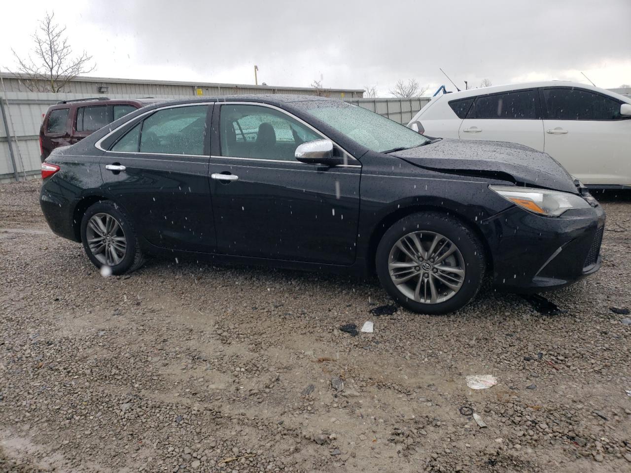 2016 TOYOTA CAMRY LE - Фото 4