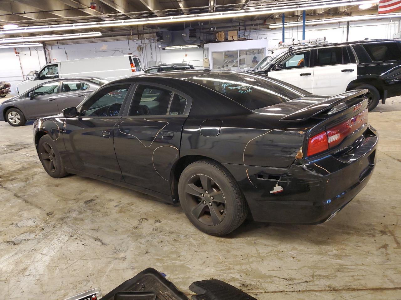 2014 DODGE CHARGER SE - Image 2