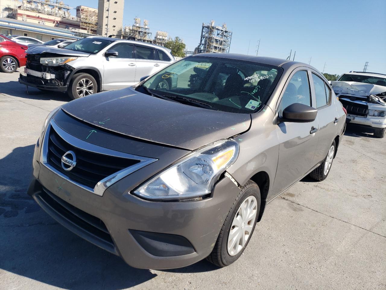 2016 NISSAN VERSA S