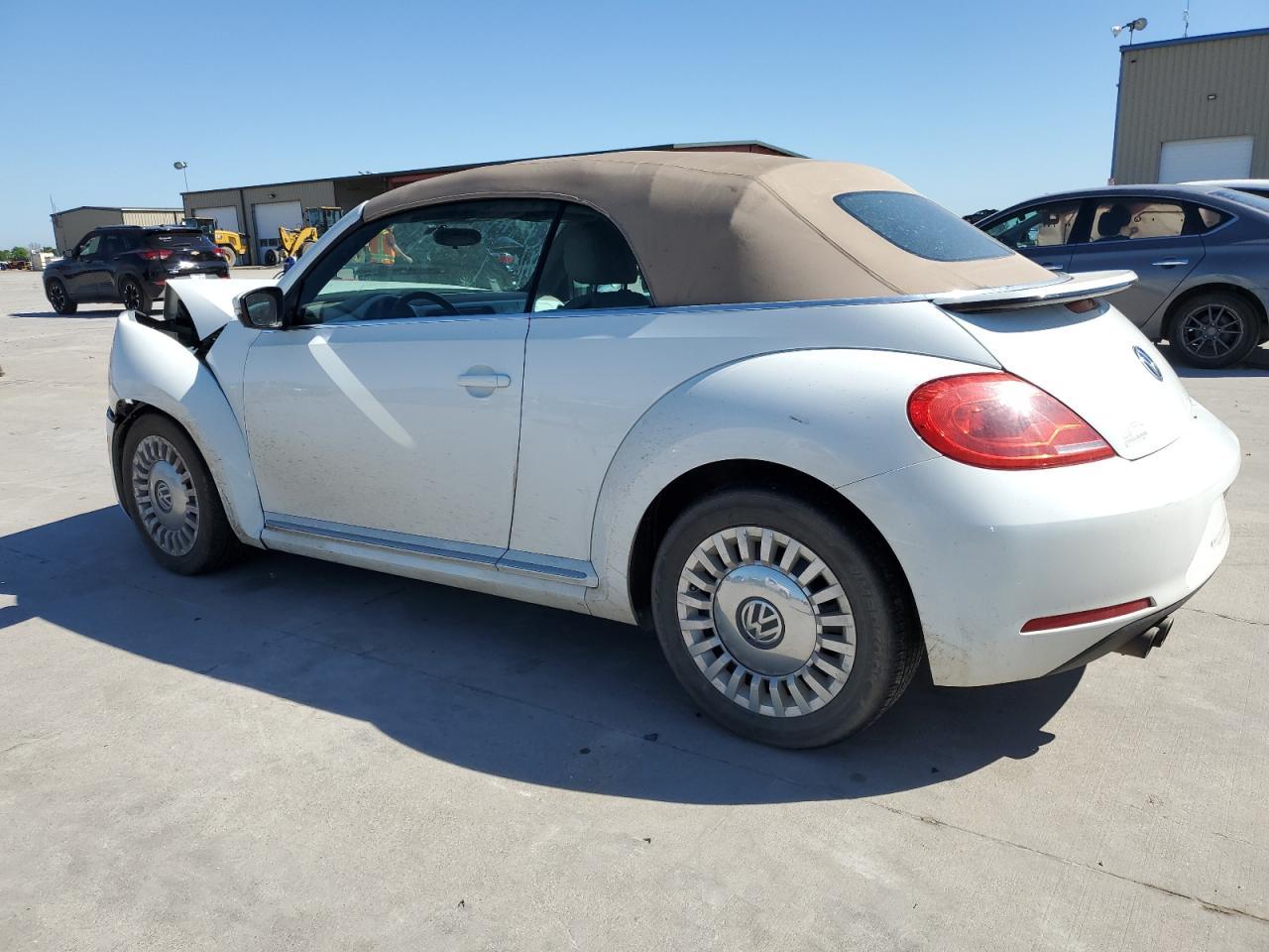 2014 VOLKSWAGEN BEETLE - Фото 2