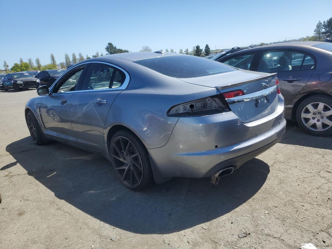2011 JAGUAR XF PREMIUM - Фото 2