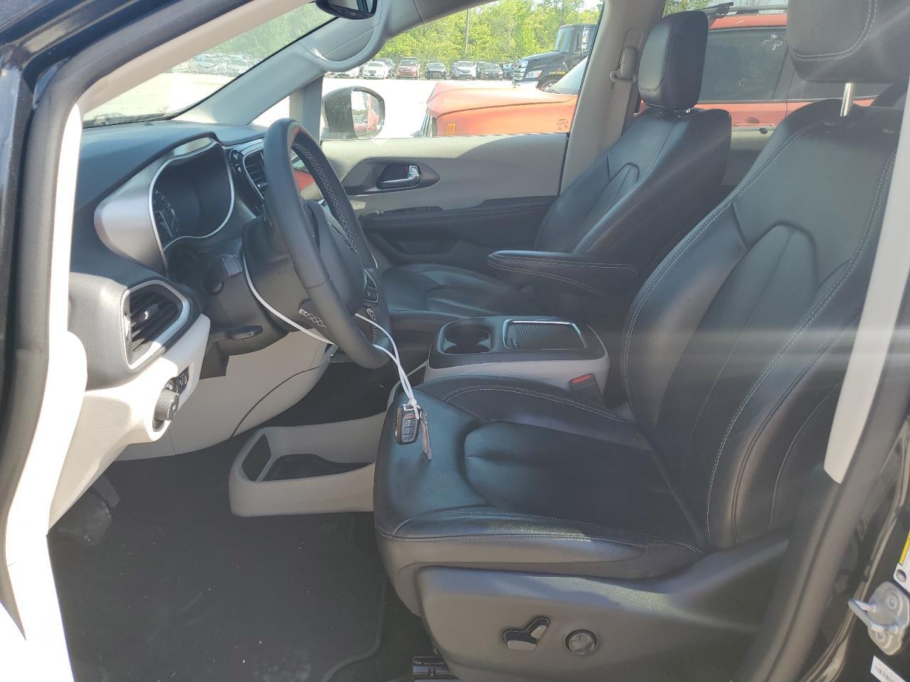 2022 CHRYSLER PACIFICA T - Image 7