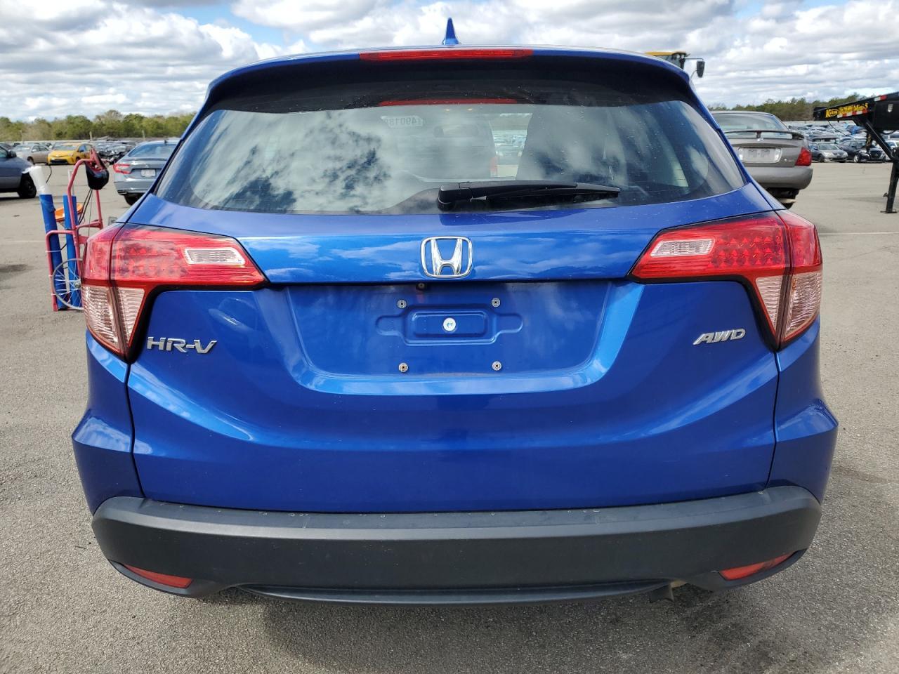2018 HONDA HR-V LX - Фото 6