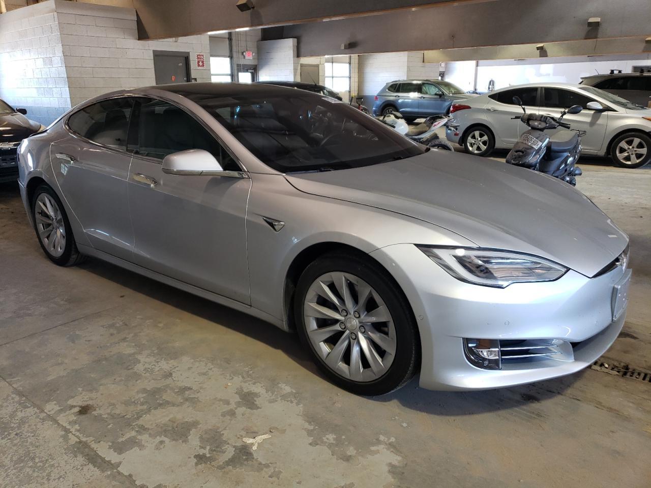 2018 TESLA MODEL S - Фото 4
