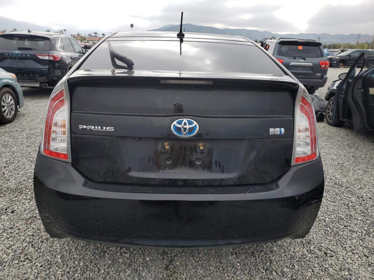 2015 TOYOTA PRIUS - Фото 6