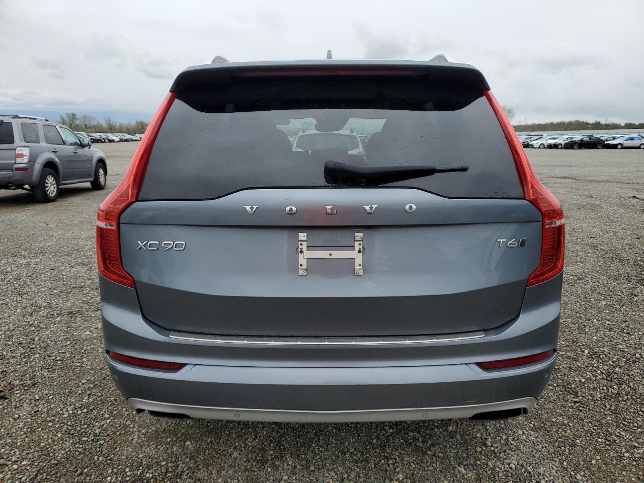 2016 VOLVO XC90 T6 - Фото 6