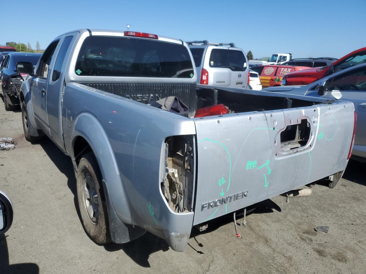 2017 NISSAN FRONTIER S - Фото 2