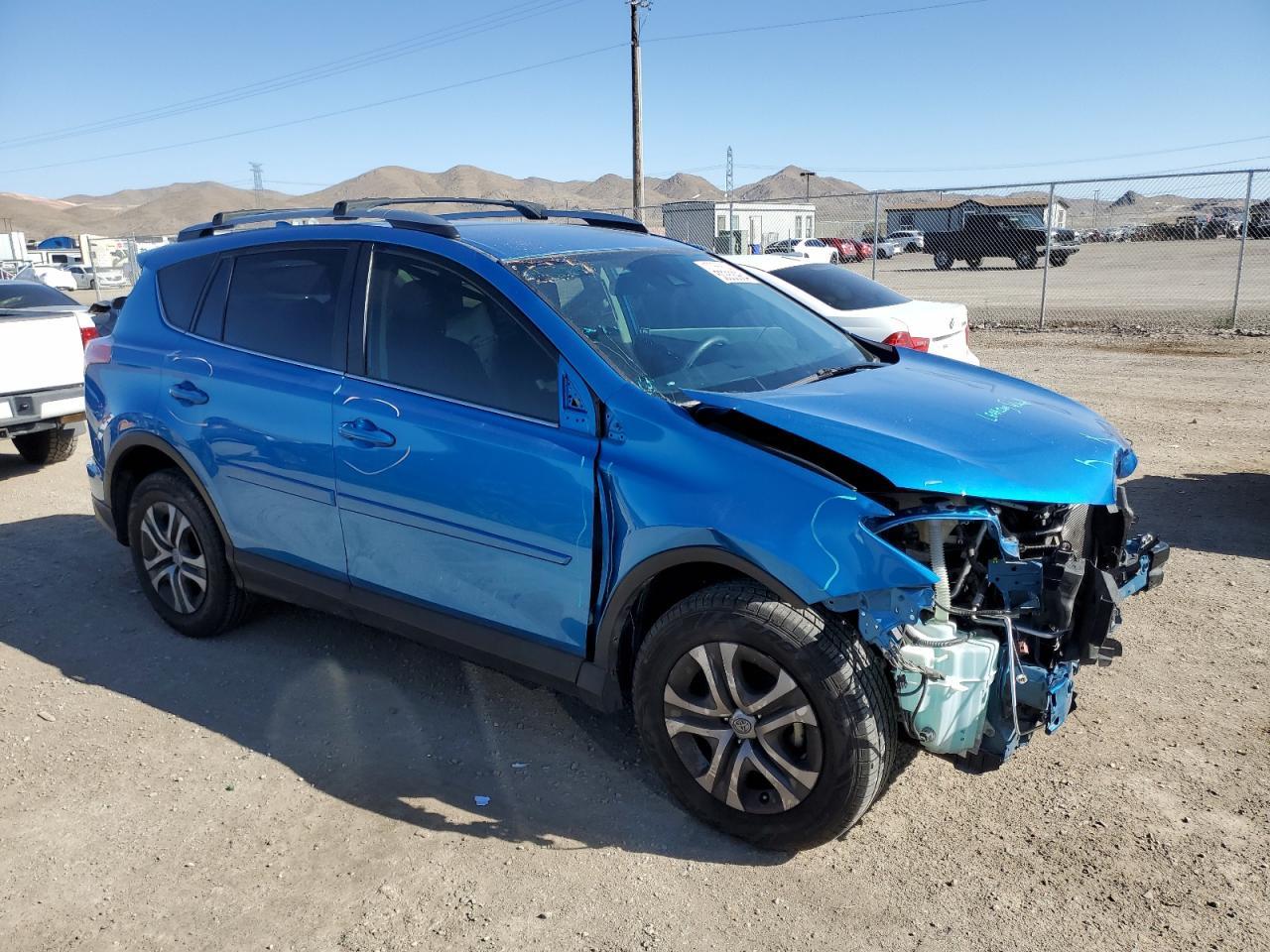 2017 TOYOTA RAV4 LE - Image 4