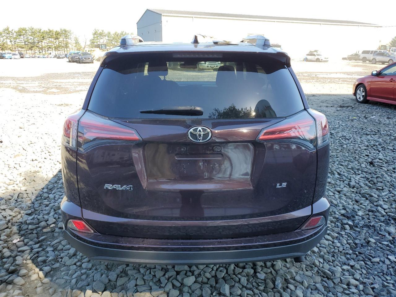 2018 TOYOTA RAV4 LE - Image 6