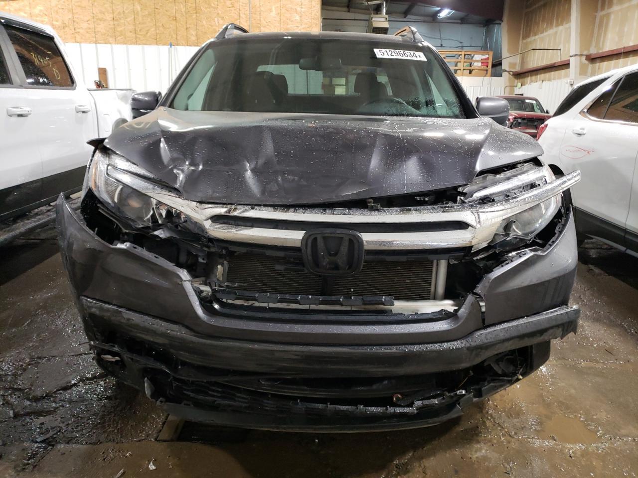 2017 HONDA RIDGELINE - Фото 5