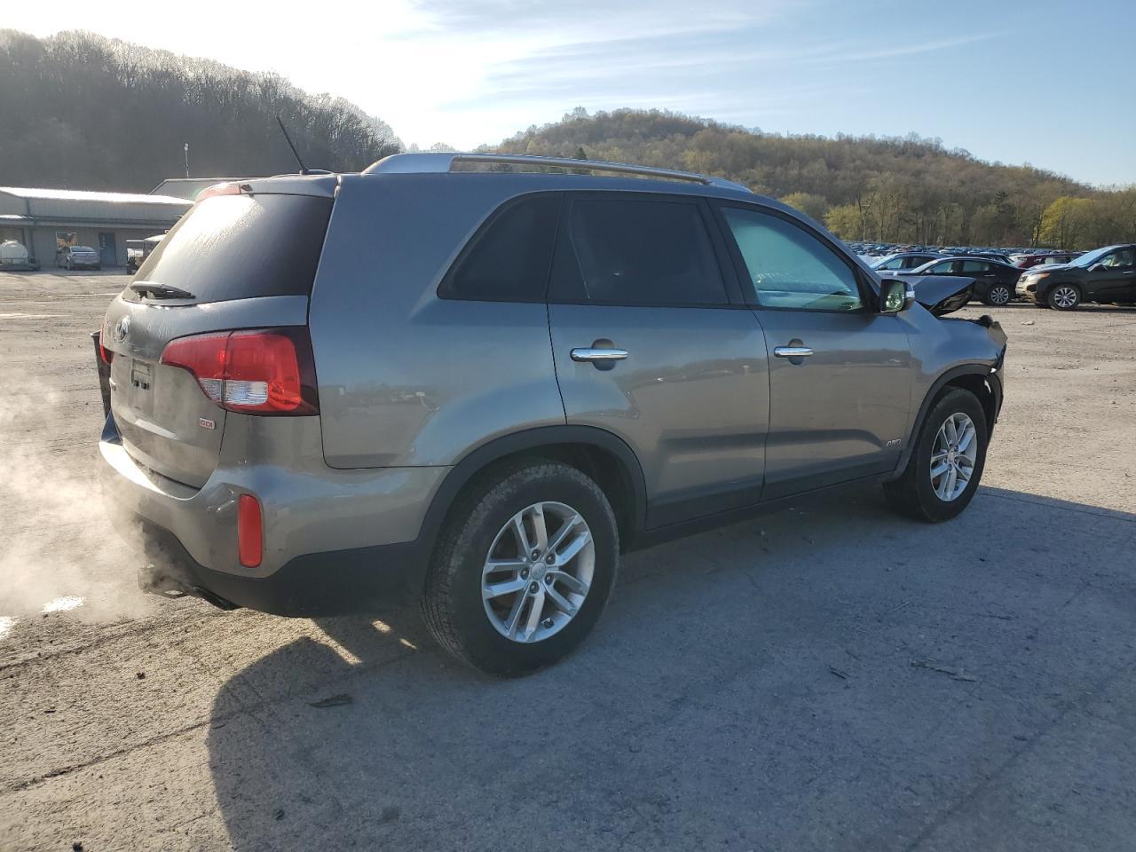 2015 KIA SORENTO LX - Image 3