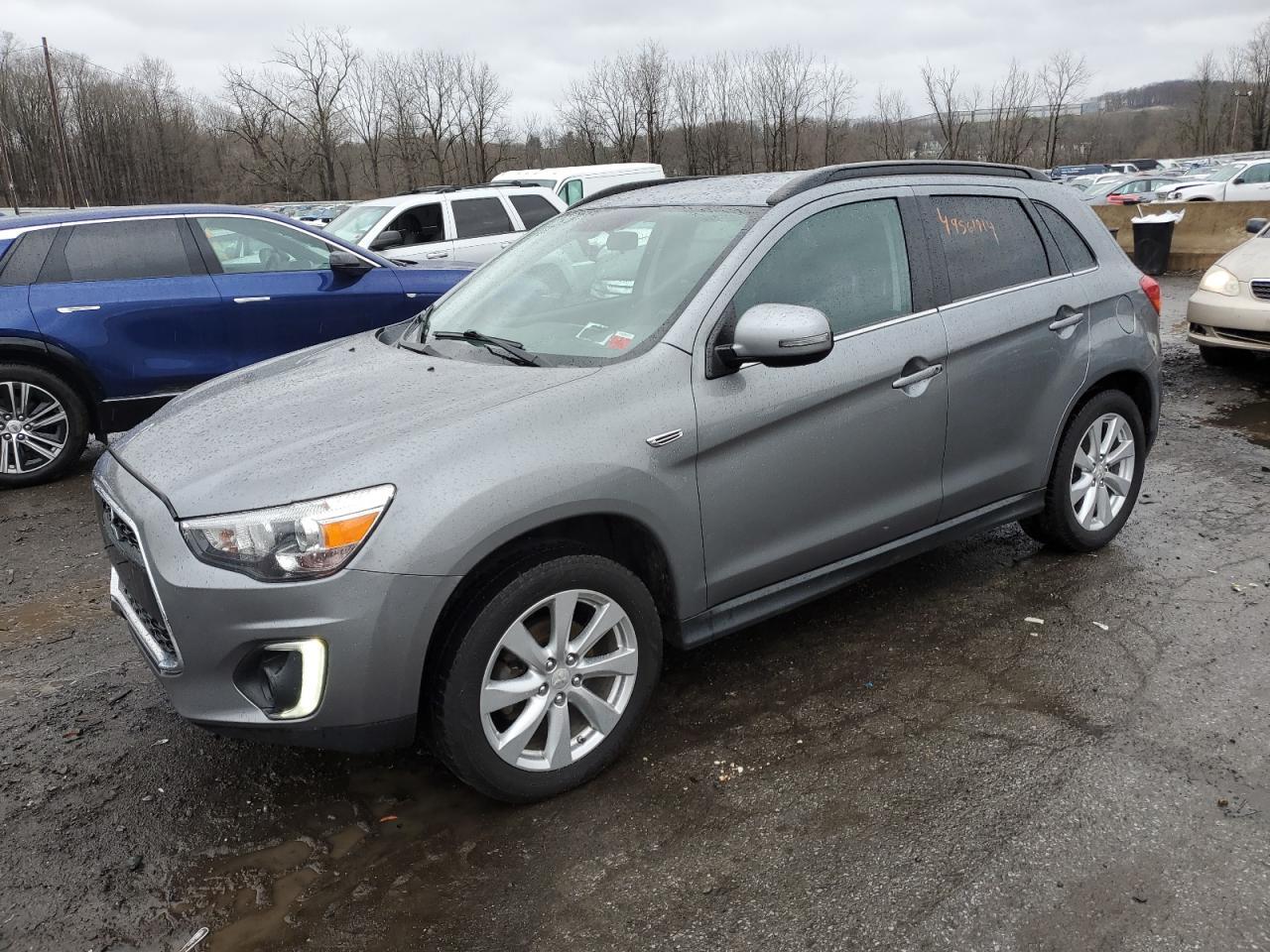 2015 MITSUBISHI OUTLANDER