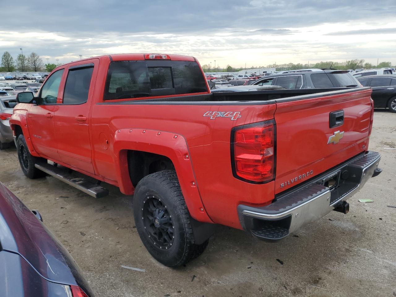 2015 CHEVROLET SILVERADO - Фото 2