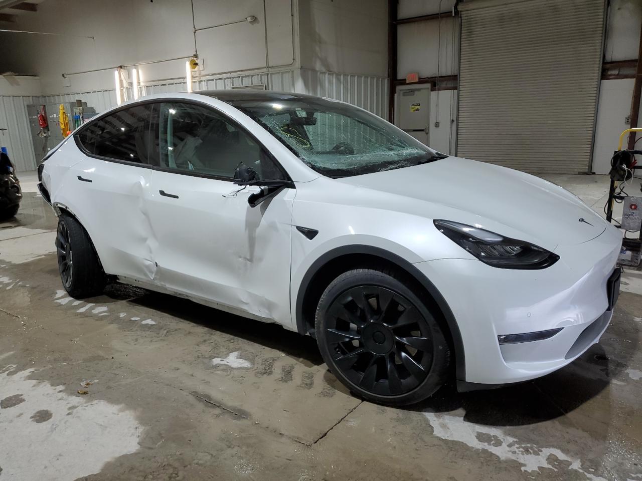 2022 TESLA MODEL Y - Image 4