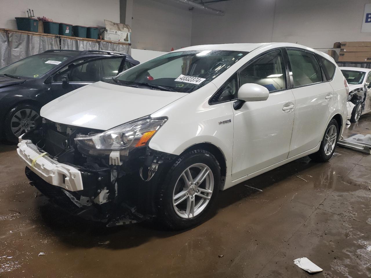 2015 TOYOTA PRIUS V