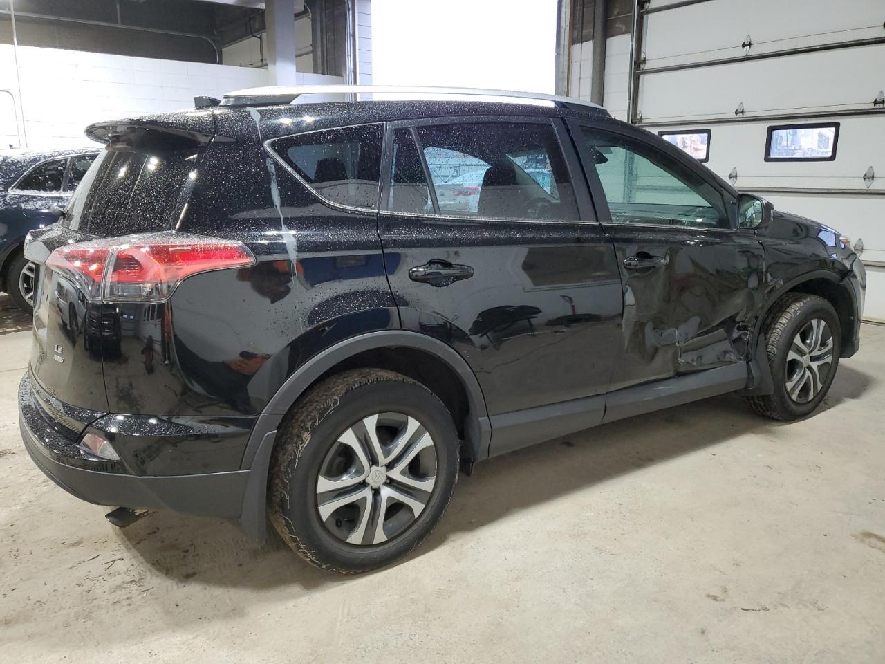 2018 TOYOTA RAV4 LE - Image 3