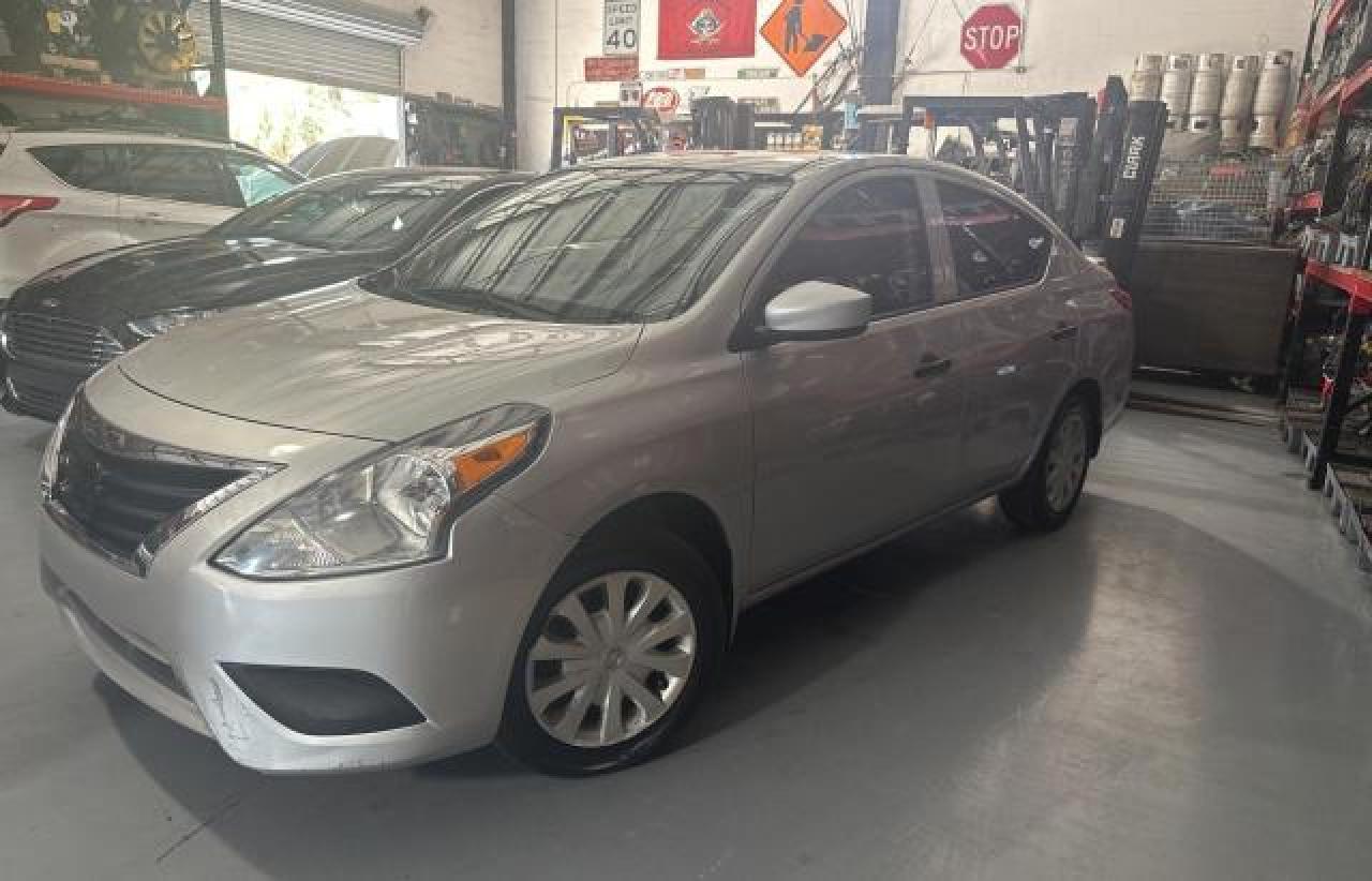 2016 NISSAN VERSA S - Image 2
