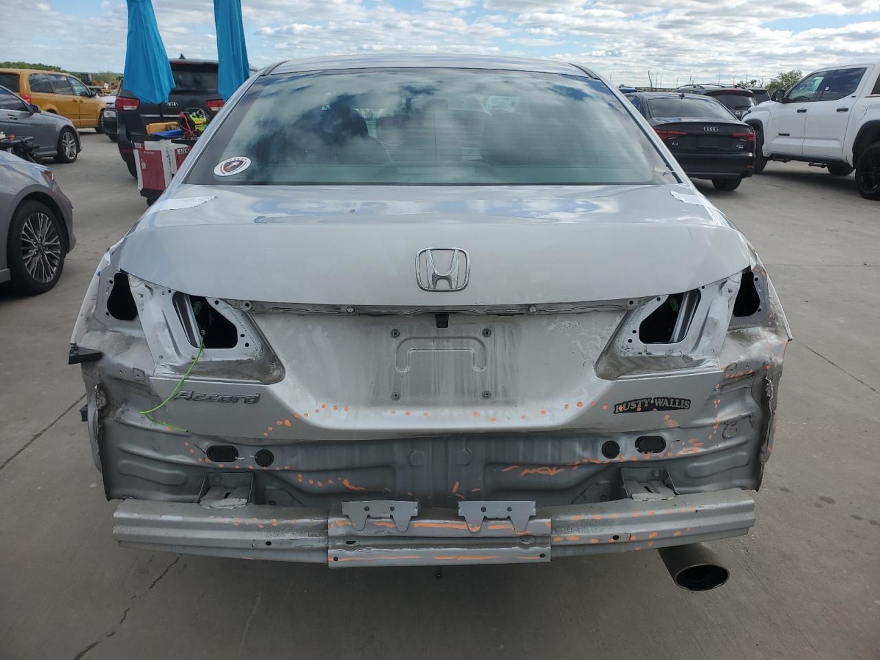 2014 HONDA ACCORD LX - Фото 6