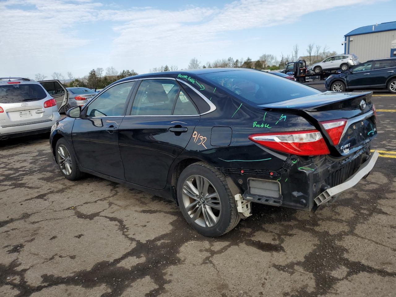 2016 TOYOTA CAMRY - Фото 2