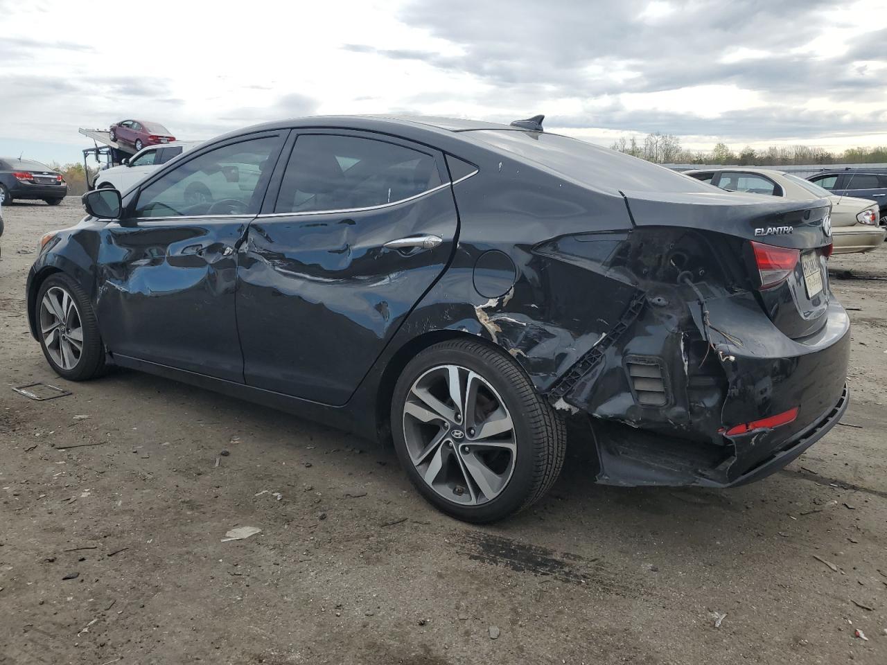 2015 HYUNDAI ELANTRA SE - Image 2