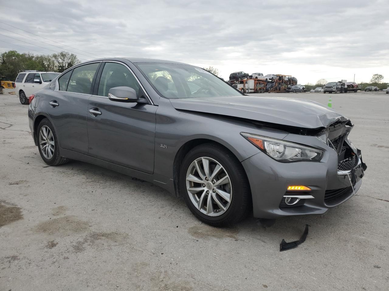 2016 INFINITI Q50 PREMIU - Фото 4