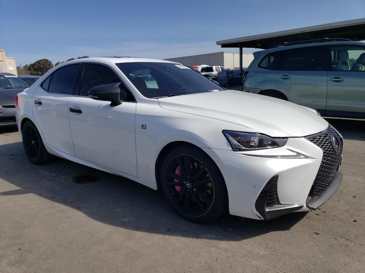 2018 LEXUS IS 300 - Фото 4