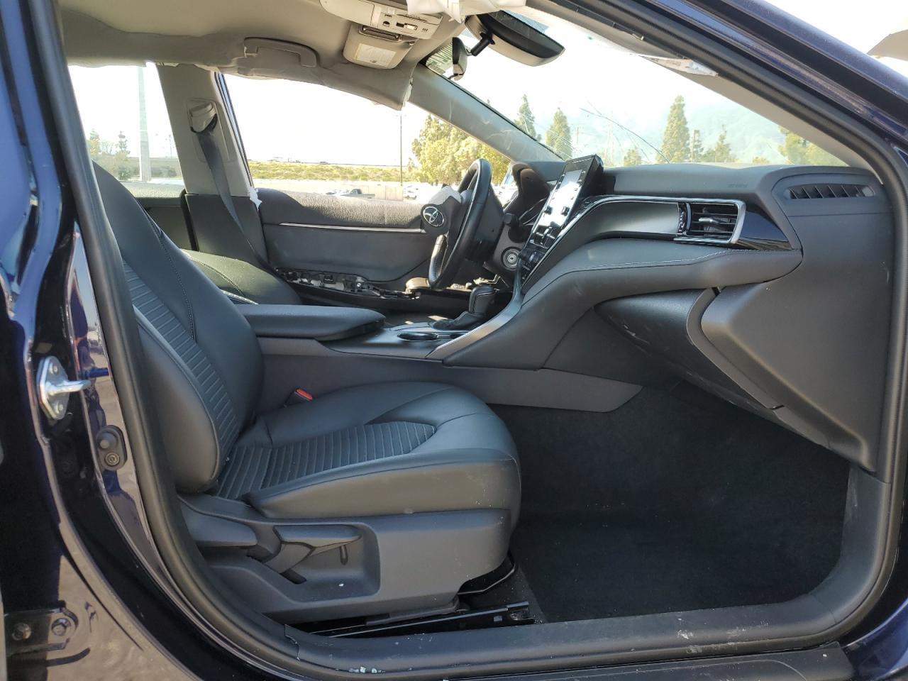 2021 TOYOTA CAMRY SE - Фото 7