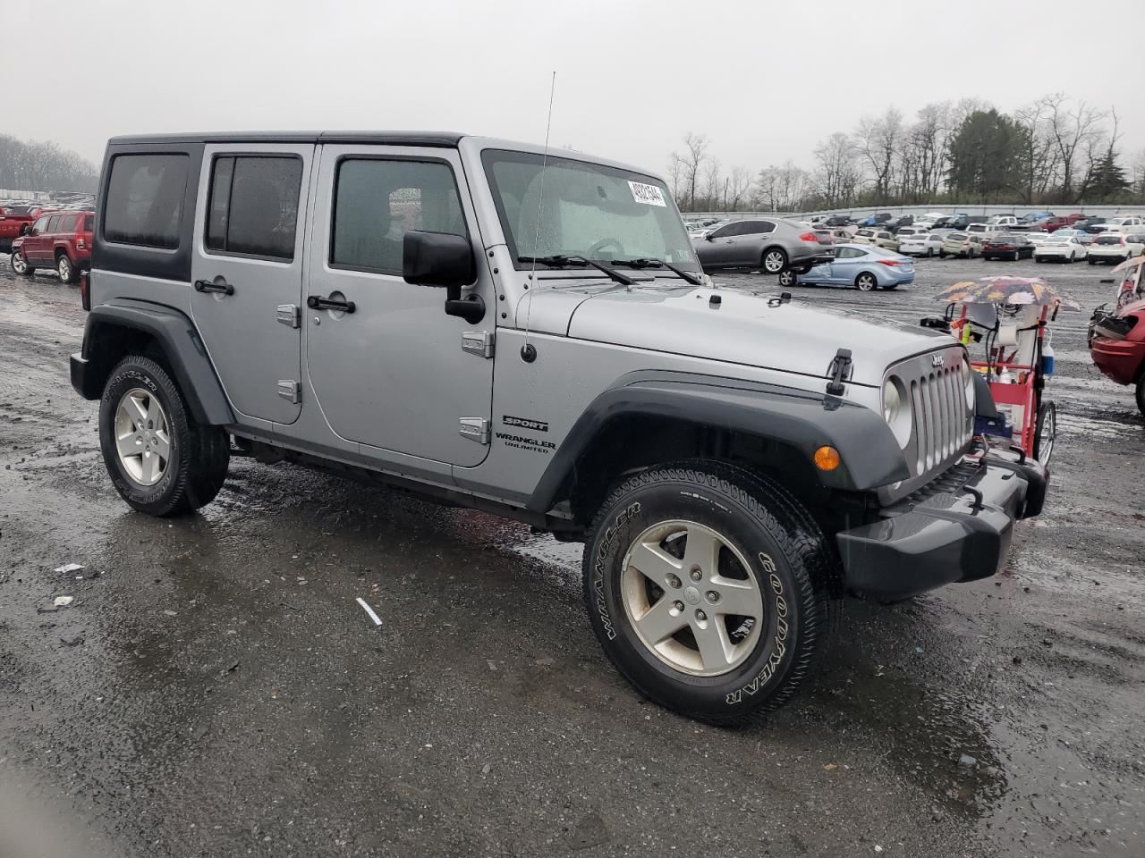 2014 JEEP WRANGLER U - Image 4
