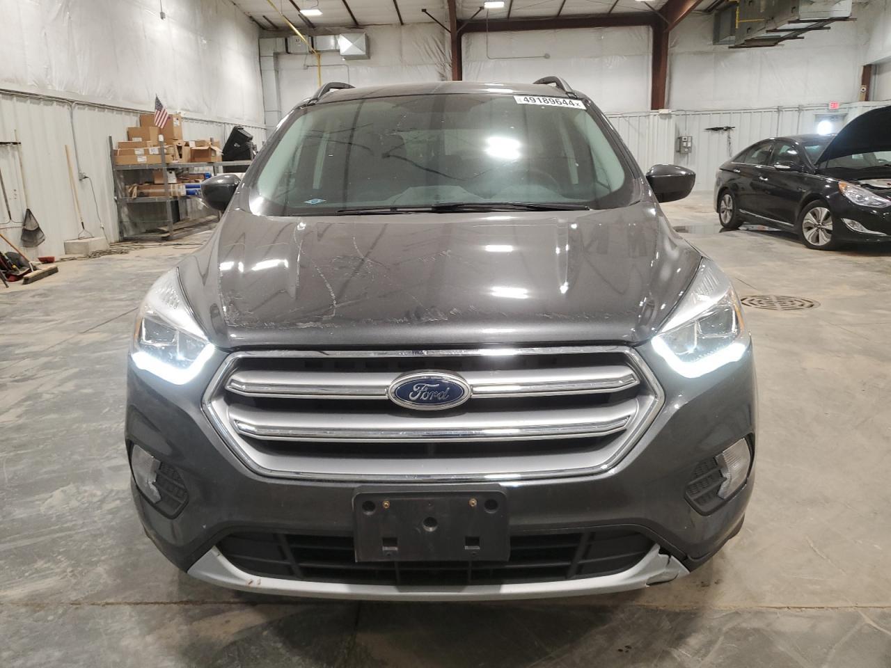2017 FORD ESCAPE SE - Фото 5