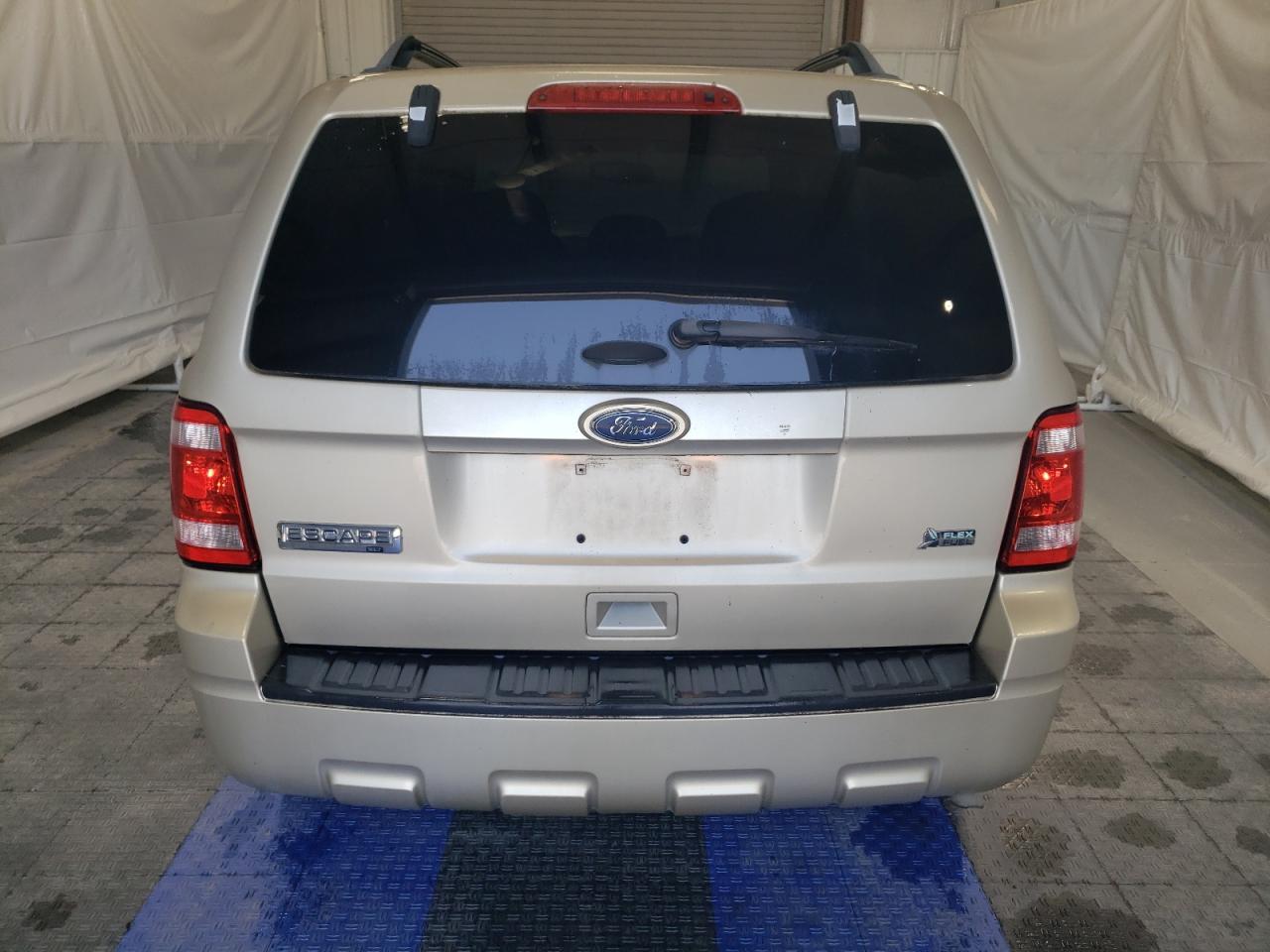 2012 FORD ESCAPE XLT - Image 6