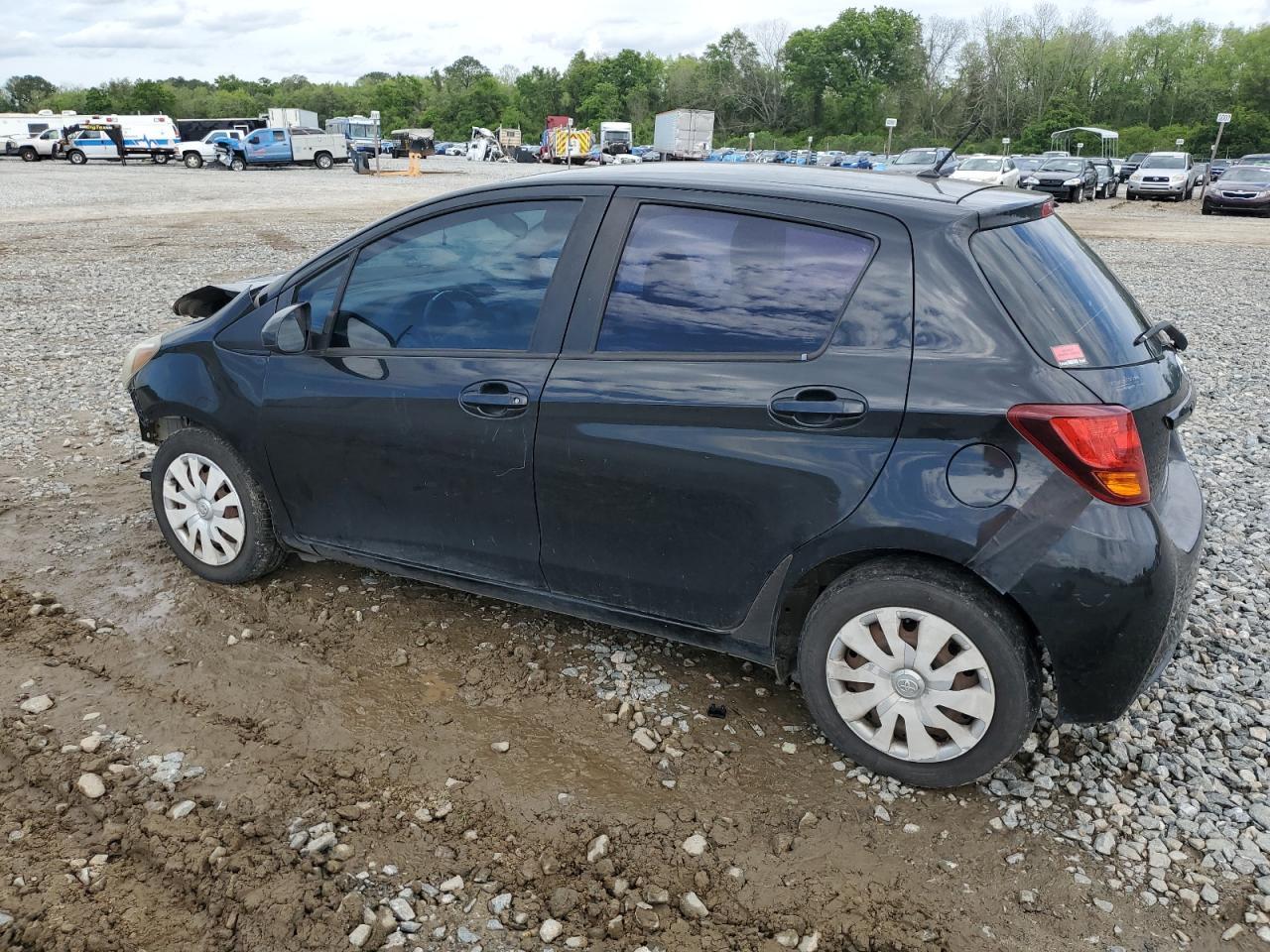 2015 TOYOTA YARIS - Фото 2