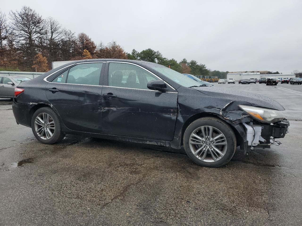 2017 TOYOTA CAMRY LE - Image 4