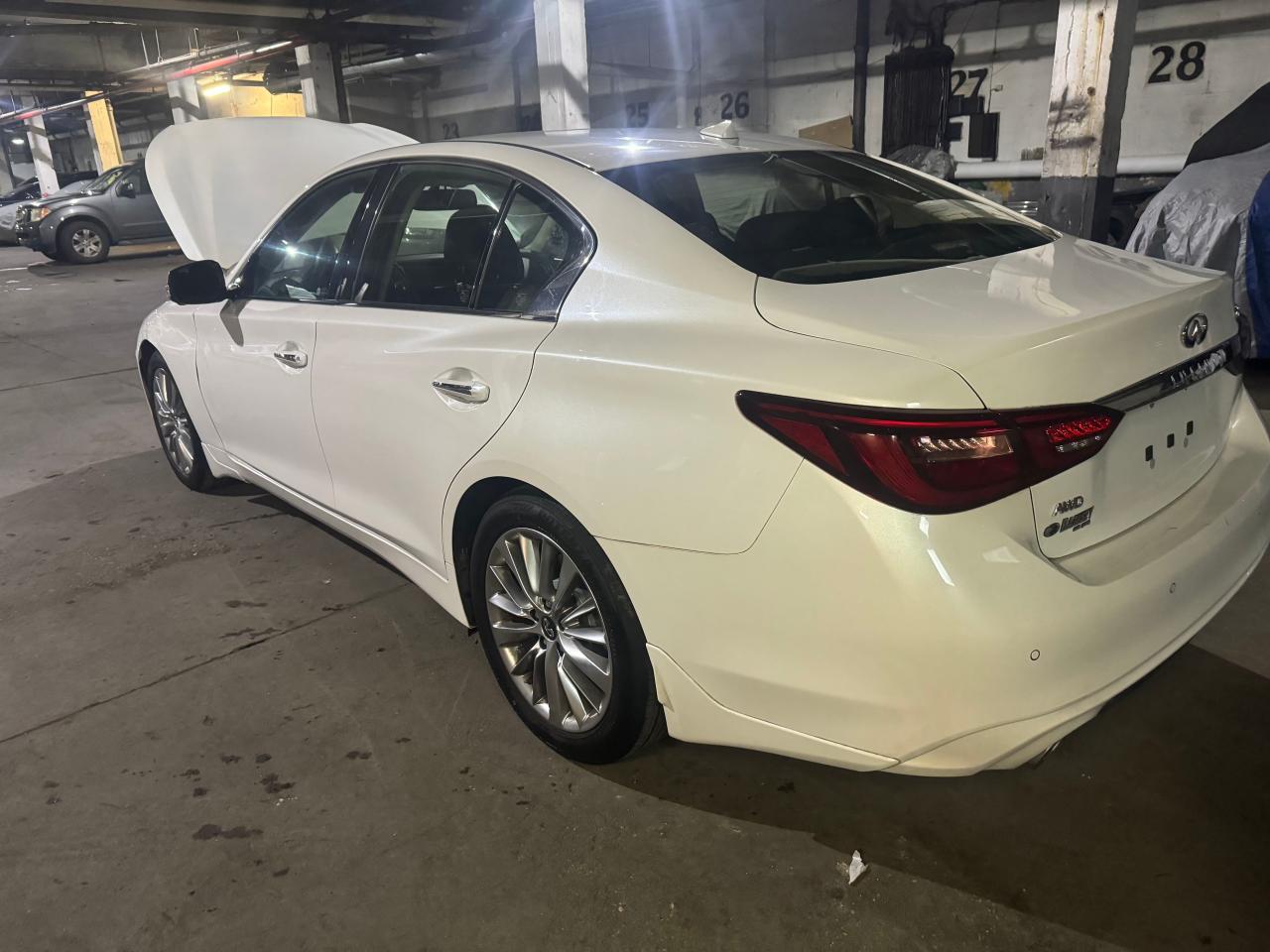 2018 INFINITI Q50 LUXE - Image 3