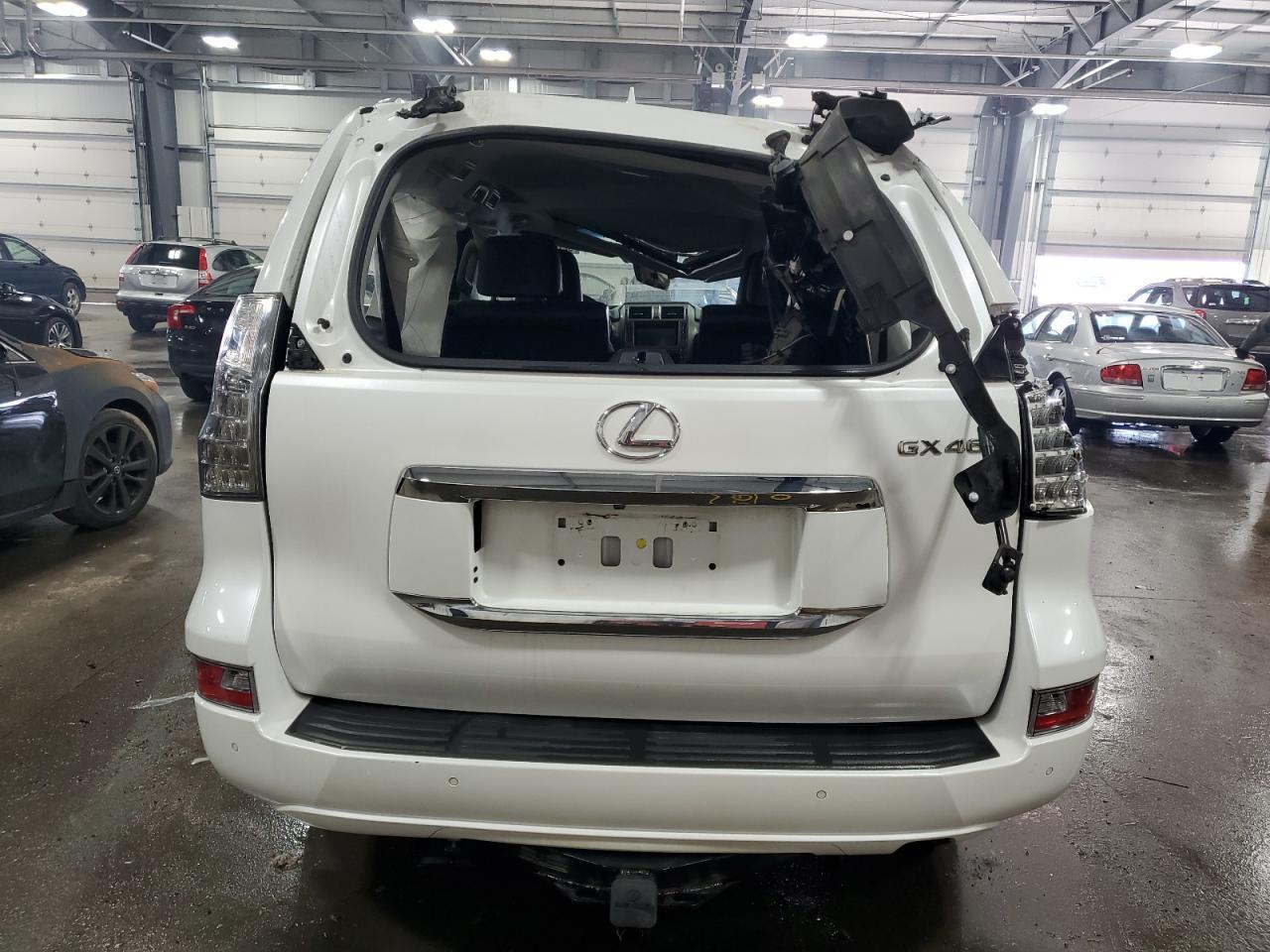 2017 LEXUS GX 460 PRE - Фото 6
