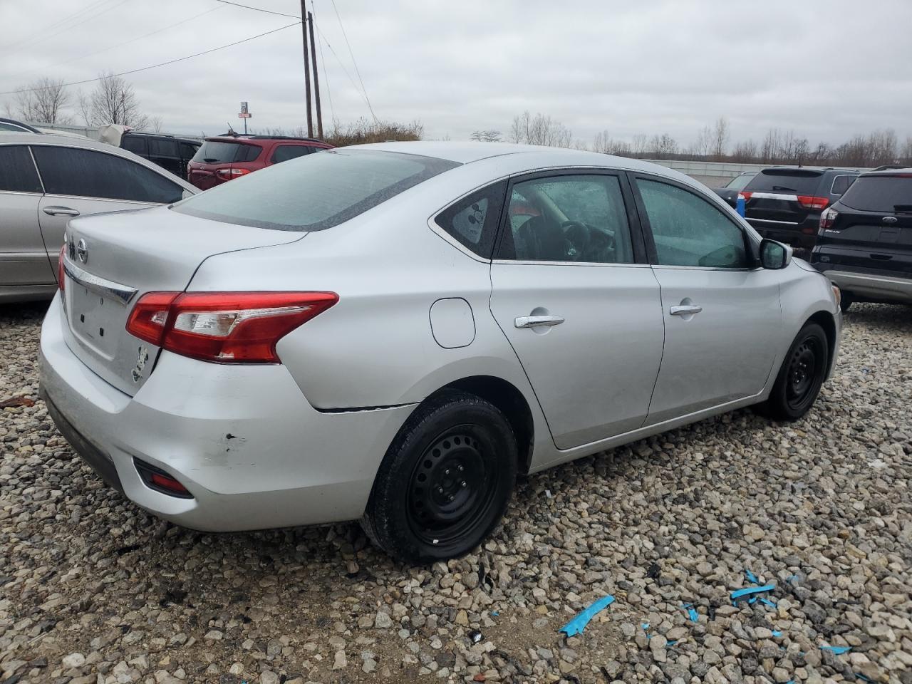 2018 NISSAN SENTRA S - Фото 3