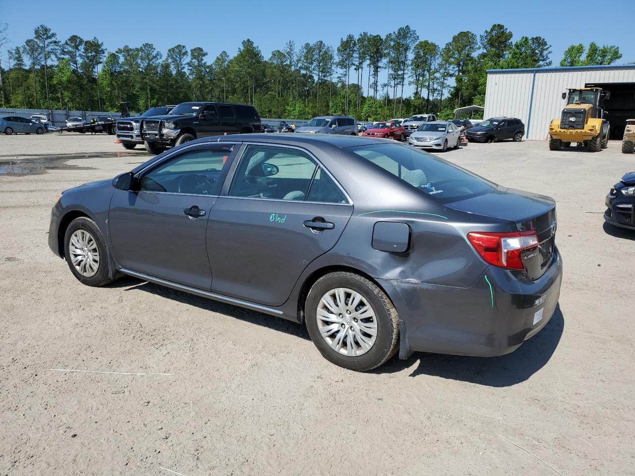 2013 TOYOTA CAMRY L - Image 2
