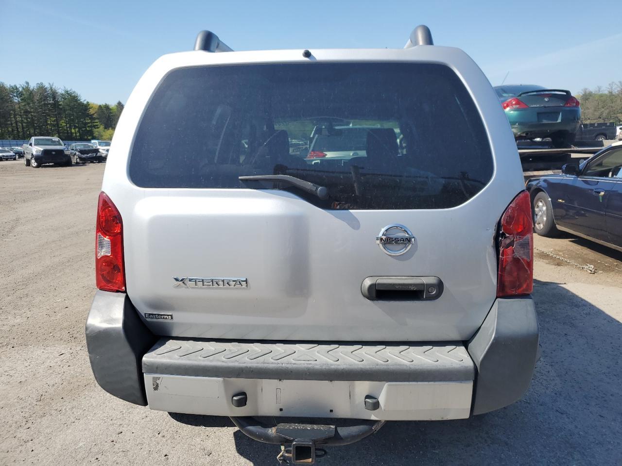 2015 NISSAN XTERRA X - Фото 6
