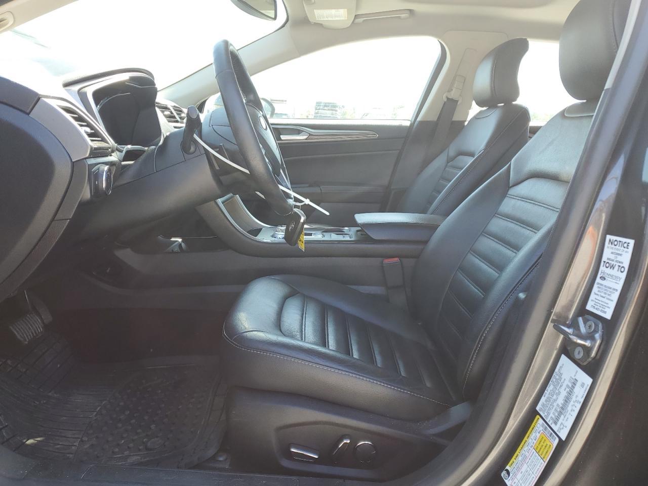 2017 FORD FUSION SE - Image 7