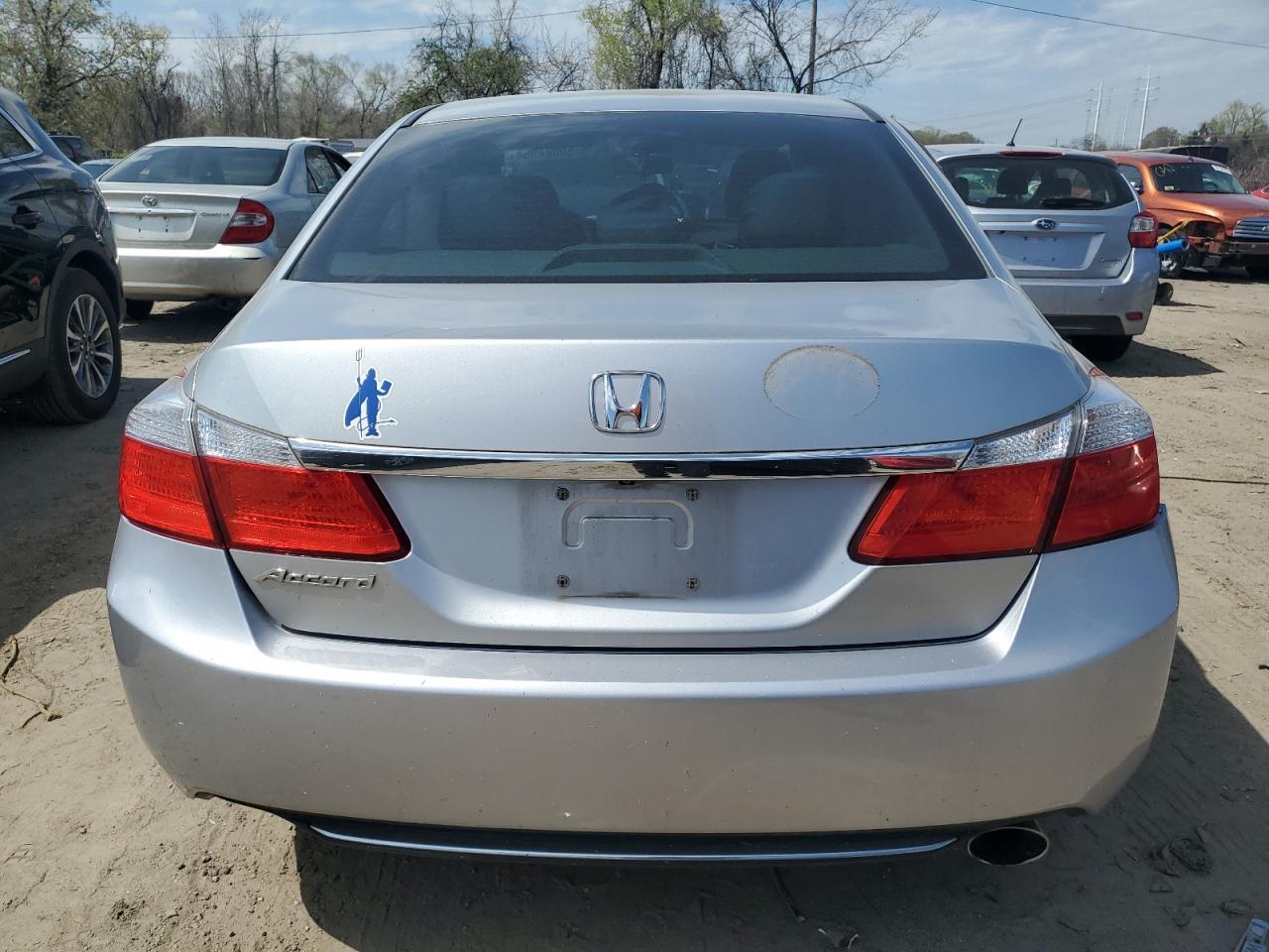 2014 HONDA ACCORD LX - Фото 6
