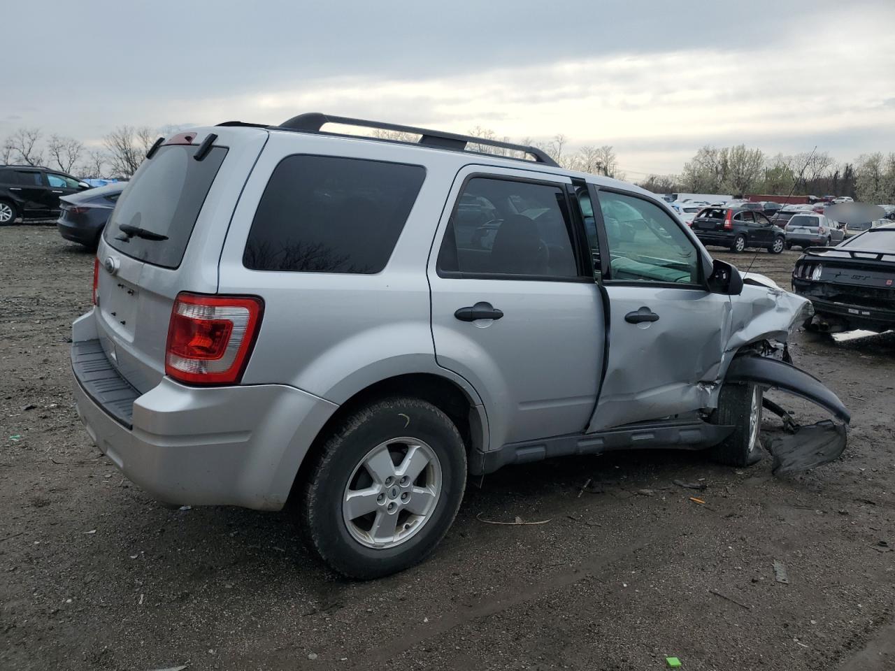 2012 FORD ESCAPE XLT - Фото 3
