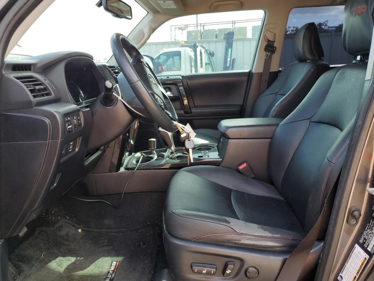 2019 TOYOTA 4RUNNER SR - Image 7