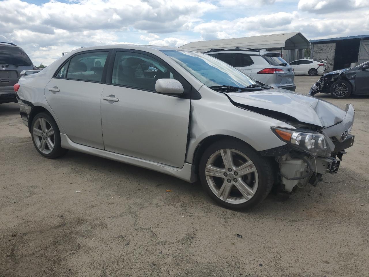 2013 TOYOTA COROLLA BA - Фото 4