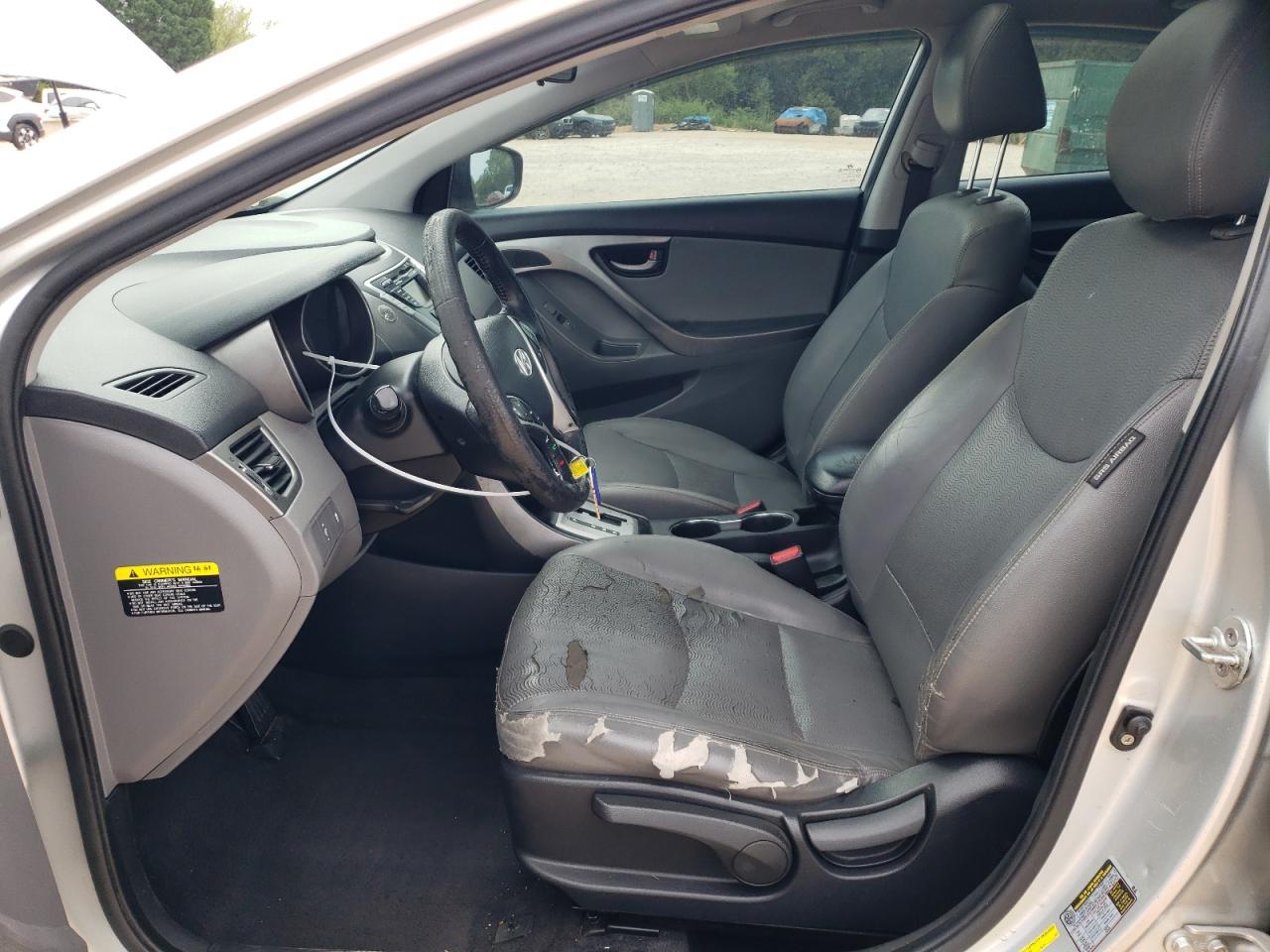 2011 HYUNDAI ELANTRA GL - Image 7