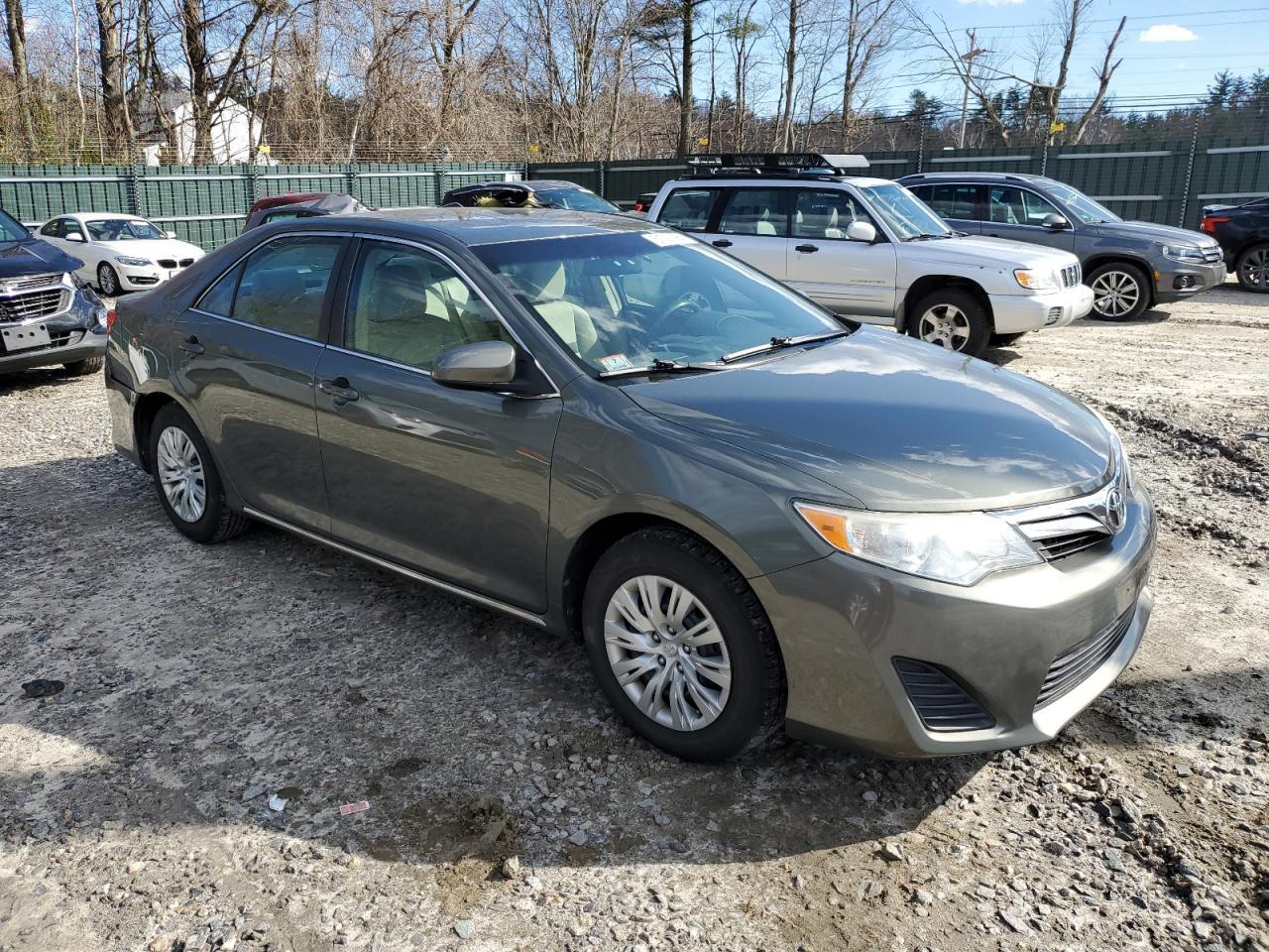 2013 TOYOTA CAMRY L - Фото 4