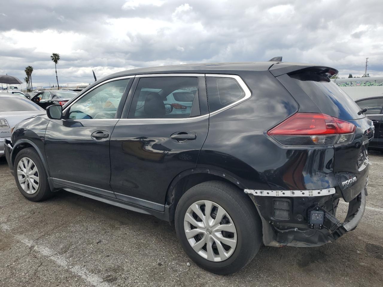 2018 NISSAN ROGUE S - Фото 2