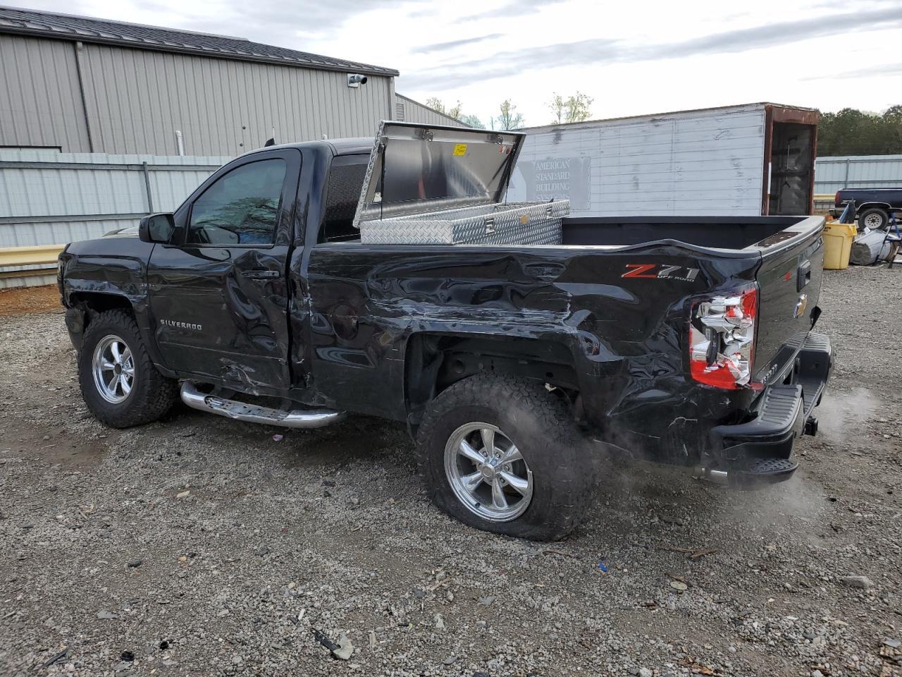 2018 CHEVROLET SILVERADO - Image 2