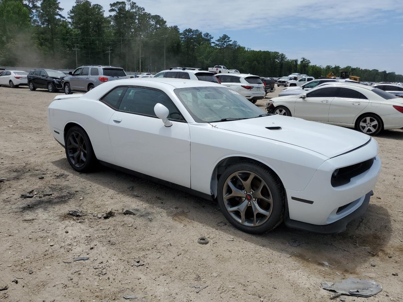 2015 DODGE CHALLENGER - Image 4